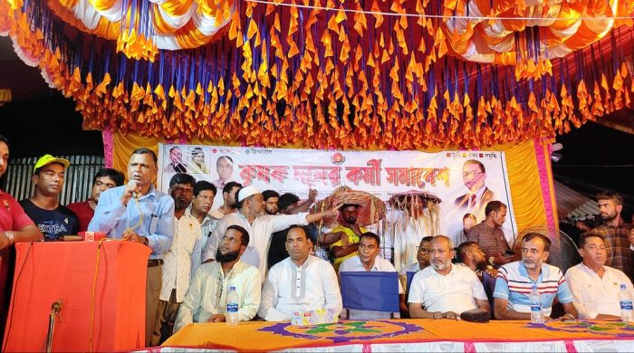 ‘ হাসিনা-র সকল অপরাধের বিচার করা হবে ’- ভাঙ্গুড়ায় কৃষকদল নেতা শফিউল আলম শফি