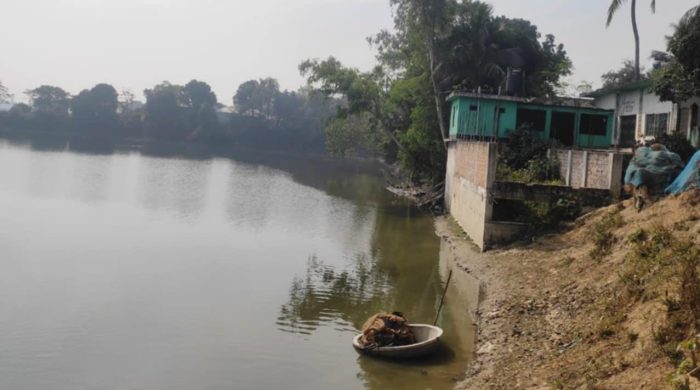 ভাঙ্গুড়ায় মসজিদের ৪৩ বিঘা পুকুর প্রভাবশালীদের দখলে!