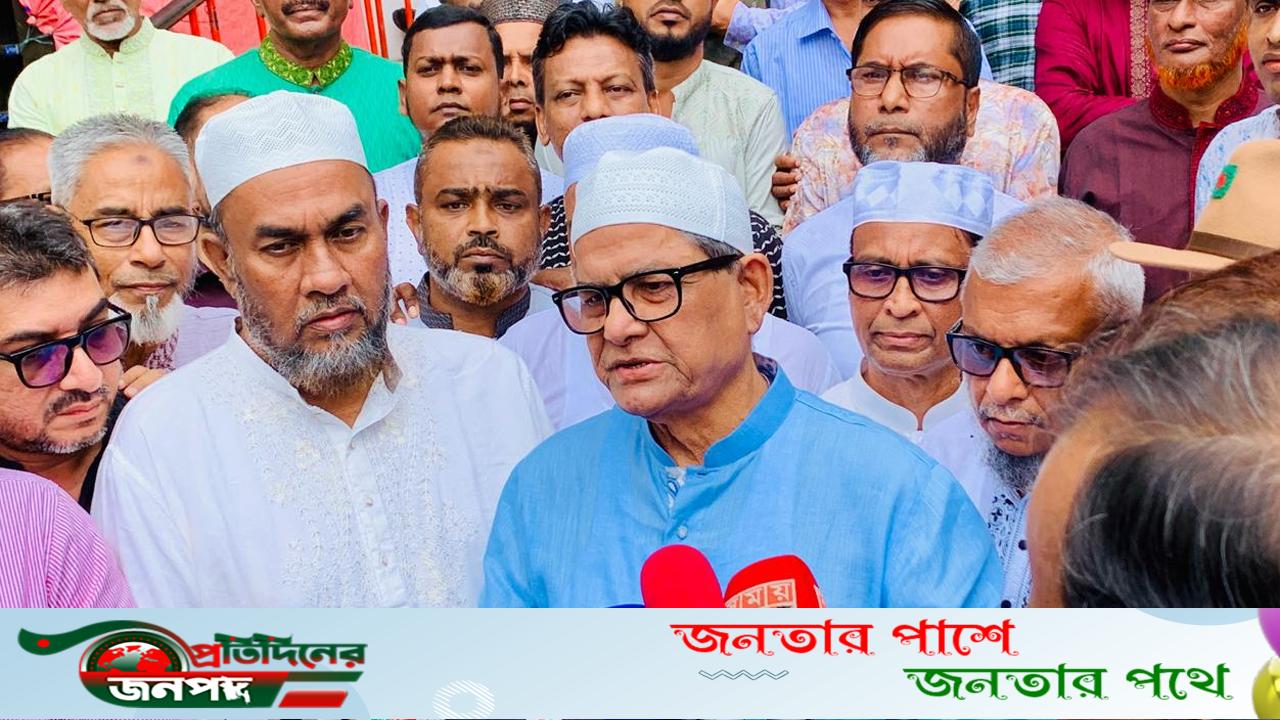 অন্তর্বর্তী সরকার ফেব্রুয়ারিতেই নির্বাচন আয়োজন করবে বলে আশা করছি-মির্জা ফখরুল