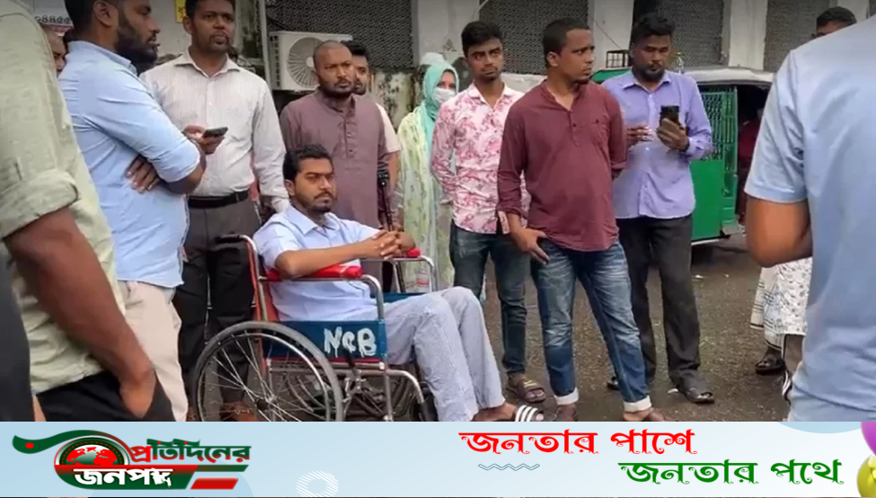 ১৮ দিন পর হাসপাতাল ছাড়লেন নুর