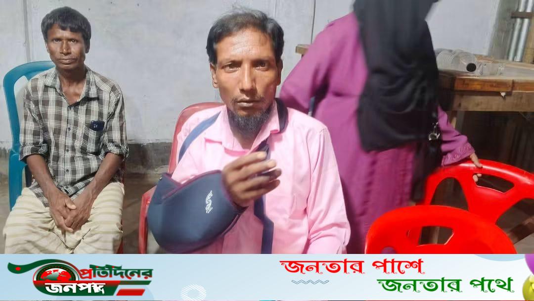 পাবনার ভাঙ্গুড়ায় মেয়াদোত্তীর্ণ কীটনাশক ব্যবহারে কৃষক অসুস্থ, নিয়মিত মামলার নির্দেশ এসি ল্যান্ডের